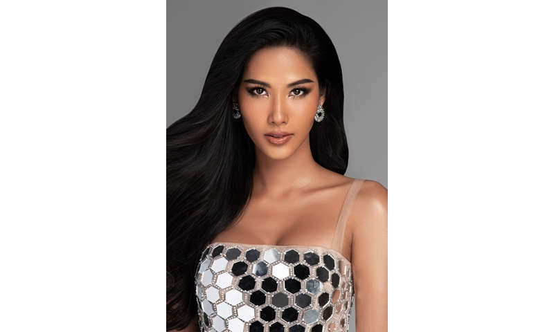 Á hậu Hoàng Thùy thần thái rạng ngời trước thềm Miss Universe 2019