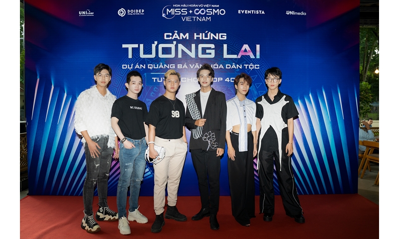 TOP 80 MẪU THIẾT KẾ THI THUYẾT TRÌNH LẤY SUẤT TRÌNH DIỄN CHƯƠNG TRÌNH FASHION SHOW “QUẢNG BÁ VĂN HÓA DÂN TỘC” HOA HẬU HOÀN VŨ VIỆT NAM 2023