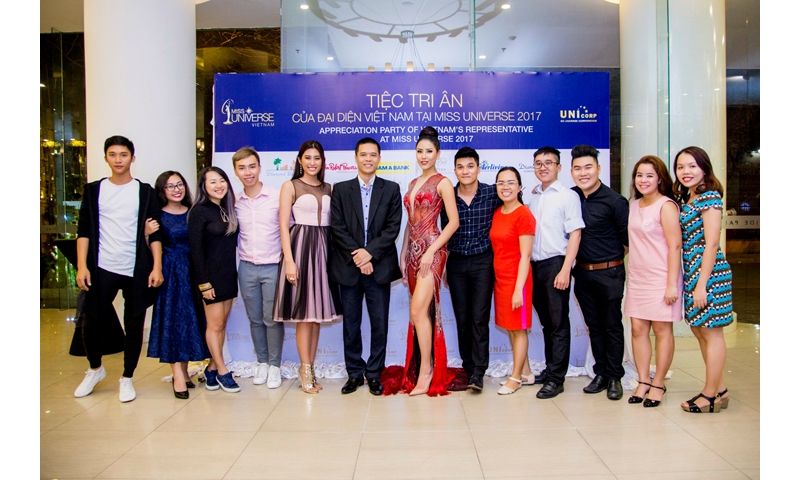 Xúc động với hành trình chinh phục giấc mơ Miss Universe 2017 của Á hậu Nguyễn Thị Loan