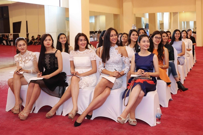 Rộn ràng chào đón các người đẹp tham dự vòng bán kết Hoa hậu Hoàn vũ Việt Nam 2017.