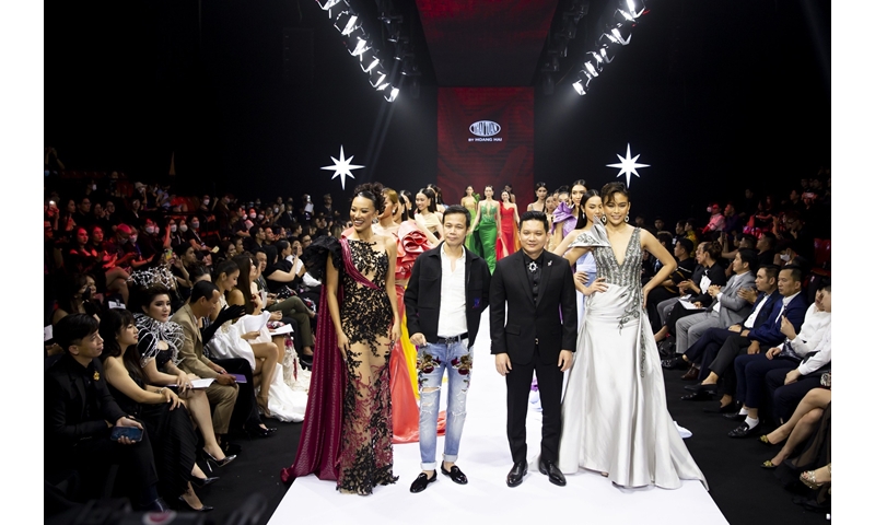 Lộng lẫy với “Giai Nhân” của Thái Tuấn trong đêm Vinawomen Fashion Show
