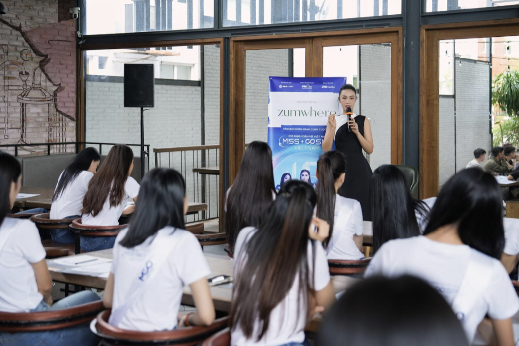 Á HẬU THUỶ TIÊN CÙNG UNIFORCE ACADEMY GIÚP THÍ SINH HOA HẬU HOÀN VŨ VIỆT NAM – MISS COSMO VIETNAM 2023 “BỎ TÚI” BÍ KÍP CHINH PHỤC BAN GIÁM KHẢO