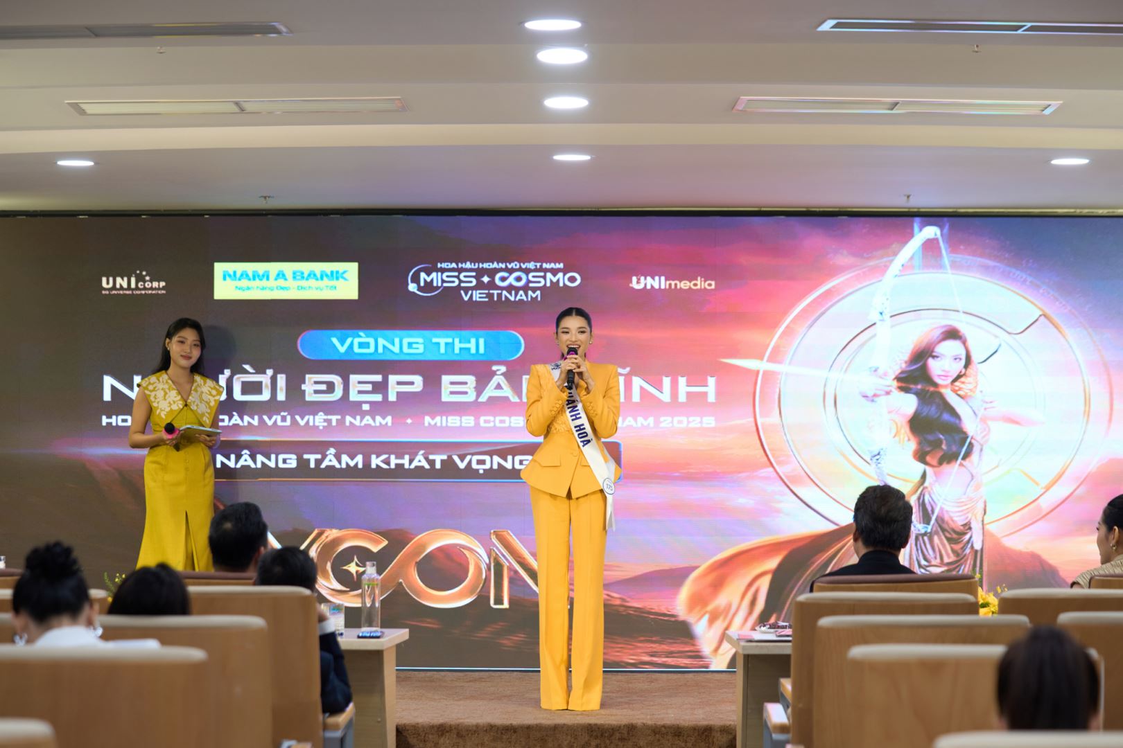 NAM A BANK ĐỒNG HÀNH CÙNG “NGƯỜI ĐẸP BẢN LĨNH” HOA HẬU HOÀN VŨ VIỆT NAM 2025: KIẾN TẠO KHÁT VỌNG, VƯƠN MÌNH CÙNG PHỤ NỮ VIỆT