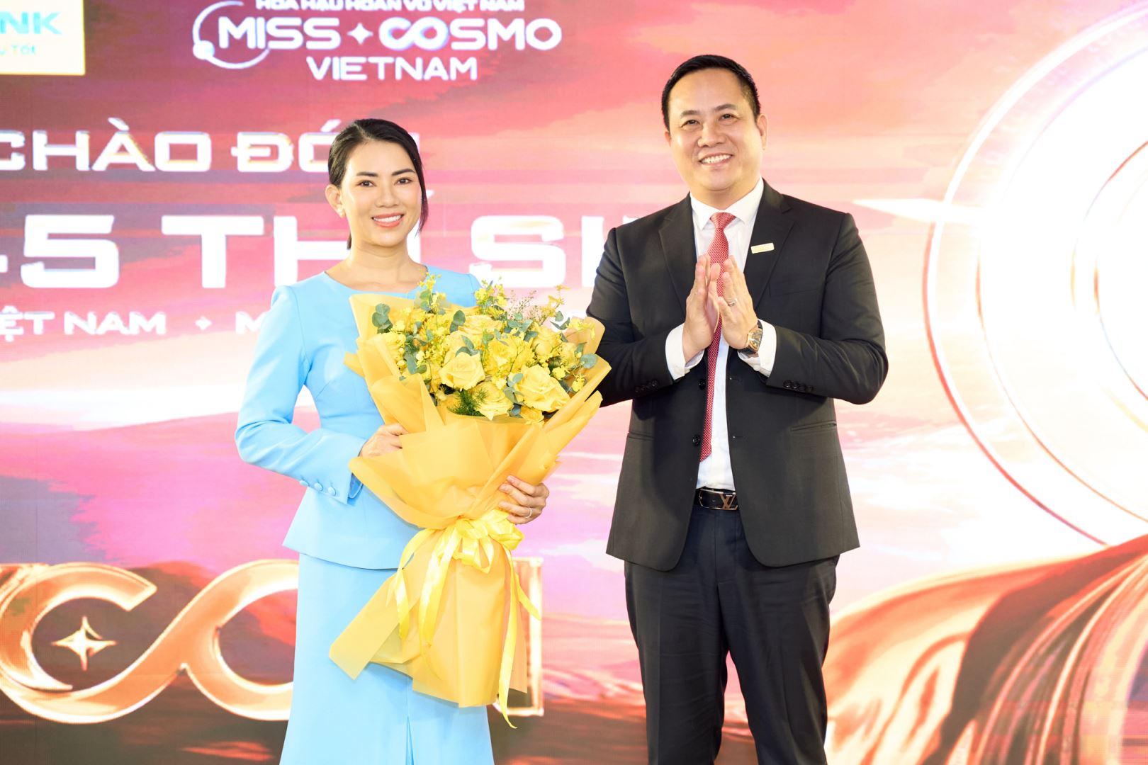 NAM A BANK ĐỒNG HÀNH CÙNG “NGƯỜI ĐẸP BẢN LĨNH” HOA HẬU HOÀN VŨ VIỆT NAM 2025: KIẾN TẠO KHÁT VỌNG, VƯƠN MÌNH CÙNG PHỤ NỮ VIỆT