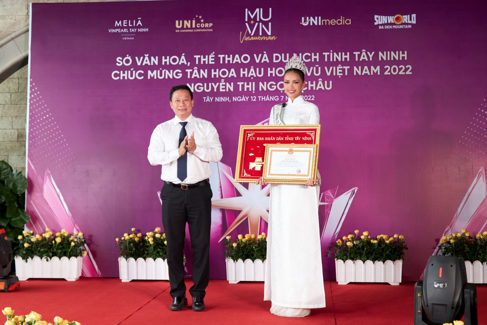 HOA HẬU HOÀN VŨ VIỆT NAM 2022 - NGỌC CHÂU DIỄU HÀNH BẰNG XE ĐẠP TẠI THÀNH PHỐ TÂY NINH, TUYÊN TRUYỀN Ý THỨC BẢO VỆ MÔI TRƯỜNG