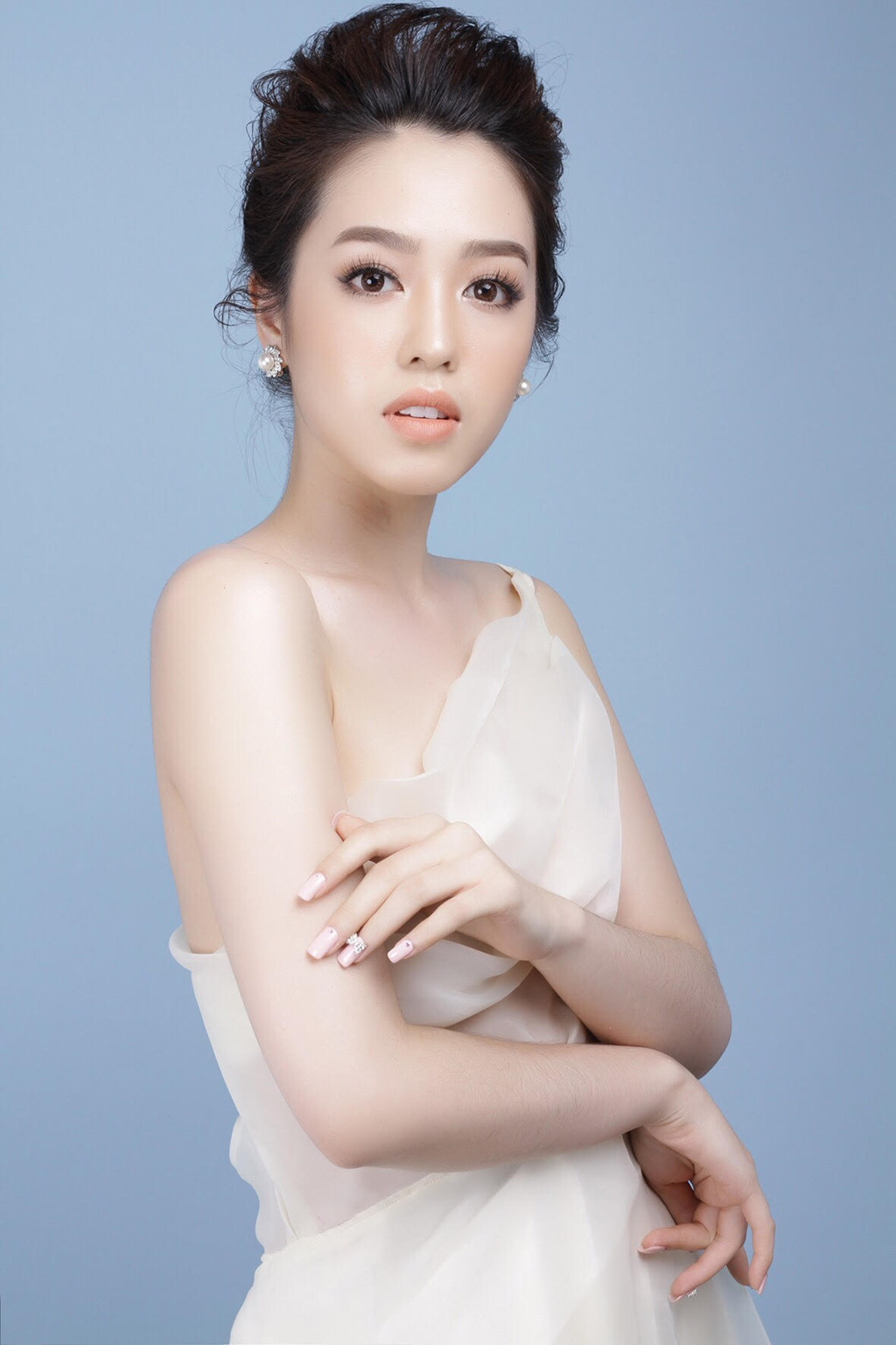 Những câu chuyện xúc động của thí sinh Hoa hậu Hoàn vũ Việt Nam 2017
