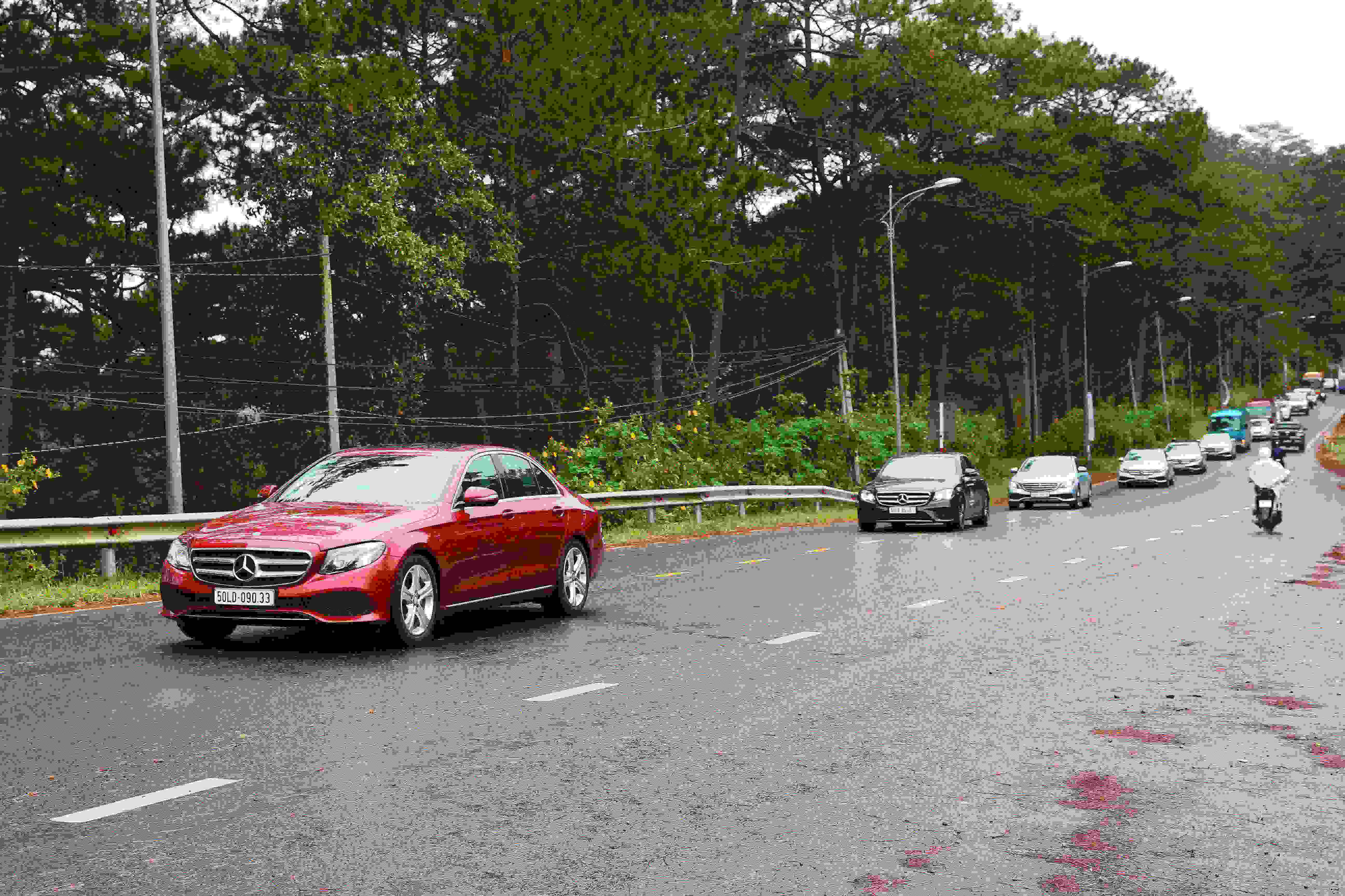 Mercedes đồng hành cùng Hoa hậu Hoàn vũ Việt Nam trên những chuyến đi