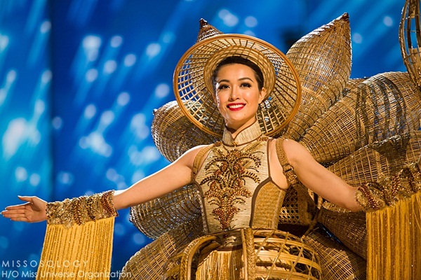 TUYỂN CHỌN THIẾT KẾ TRANG PHỤC DÂN TỘC CHO ĐẠI DIỆN VIỆT NAM TẠI MISS UNIVERSE 2017