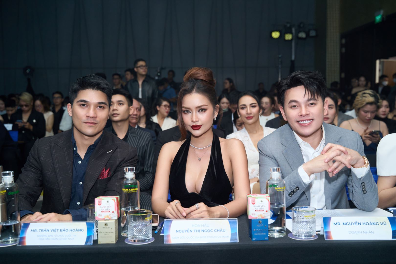 CHÍNH THỨC: HOA HẬU HOÀN VŨ VIỆT NAM - MISS COSMO VIETNAM 2025 CÔNG BỐ TOP 45 VÀ LÊN SÓNG CHUỖI HUẤN LUYỆN THỰC TẾ “COSMO CAMP”