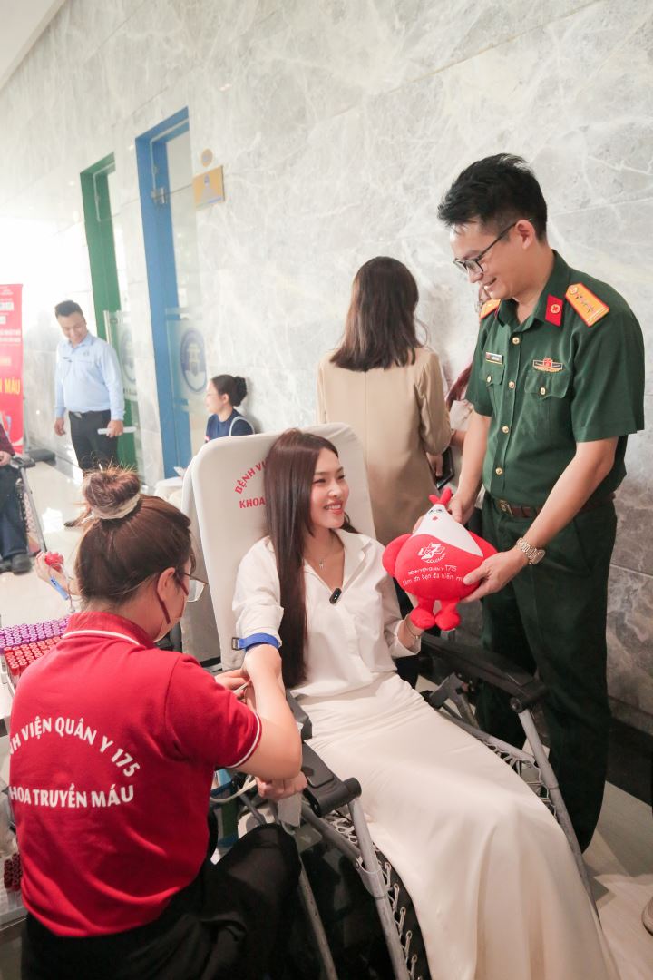 MỘT TUẦN HOẠT ĐỘNG NỔI BẬT: HOA HẬU, Á HẬU HOÀN VŨ VIỆT NAM VÀ MISS COSMO THAM GIA CÁC HOẠT ĐỘNG CỘNG ĐỒNG, LAN TỎA GIÁ TRỊ TÍCH CỰC ĐẾN VỚI XÃ HỘI